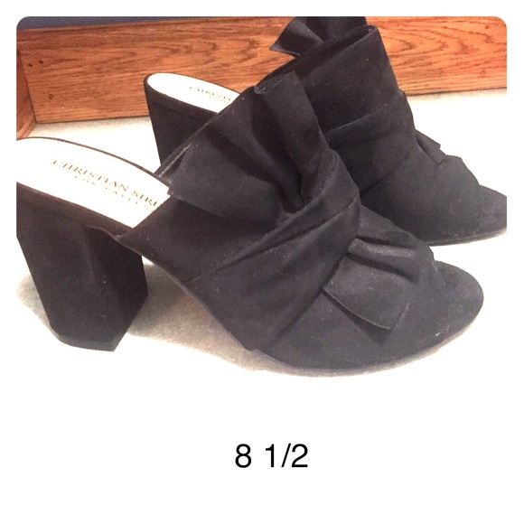 Women’s heels - Picture 1 of 1